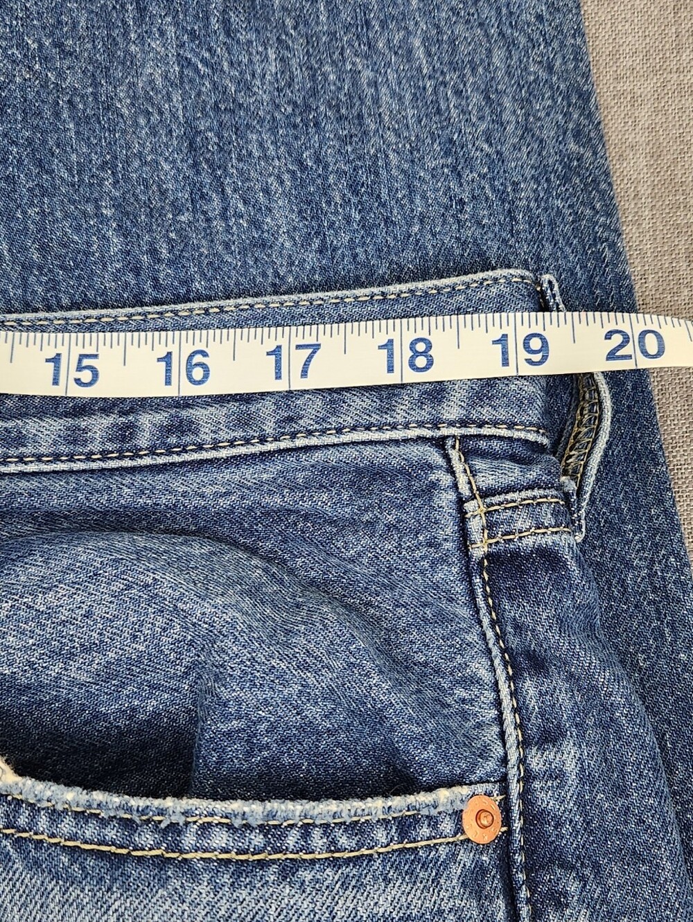 Levis Low Pro Straight 100% Cotton Distressed Style Medium Wash Denim Jeans 32 - Picture 10 of 12